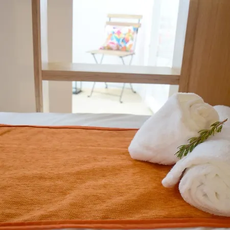 Bed & Breakfast Living Santa Cruz *